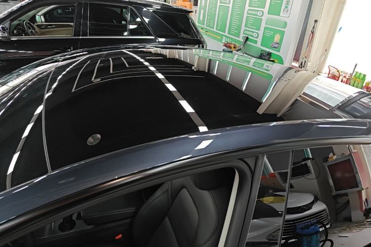 Used Tesla Model Y 2024 Rear-Wheel-Drive Version Roof