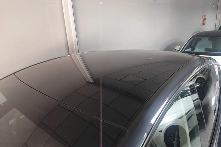 Used Tesla Model Y 2024 Rear-Wheel-Drive Version Roof