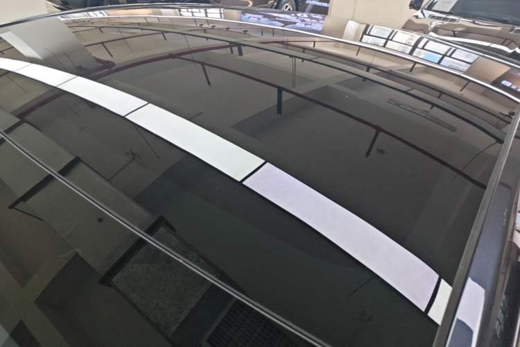 Used Tesla Model Y 2024 Rear-Wheel-Drive Version Roof