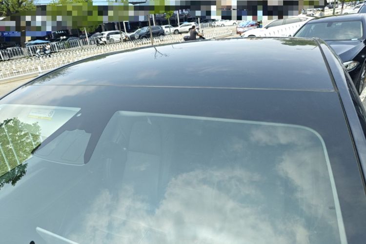 Used Tesla Model Y 2024 Rear-Wheel-Drive Version Roof