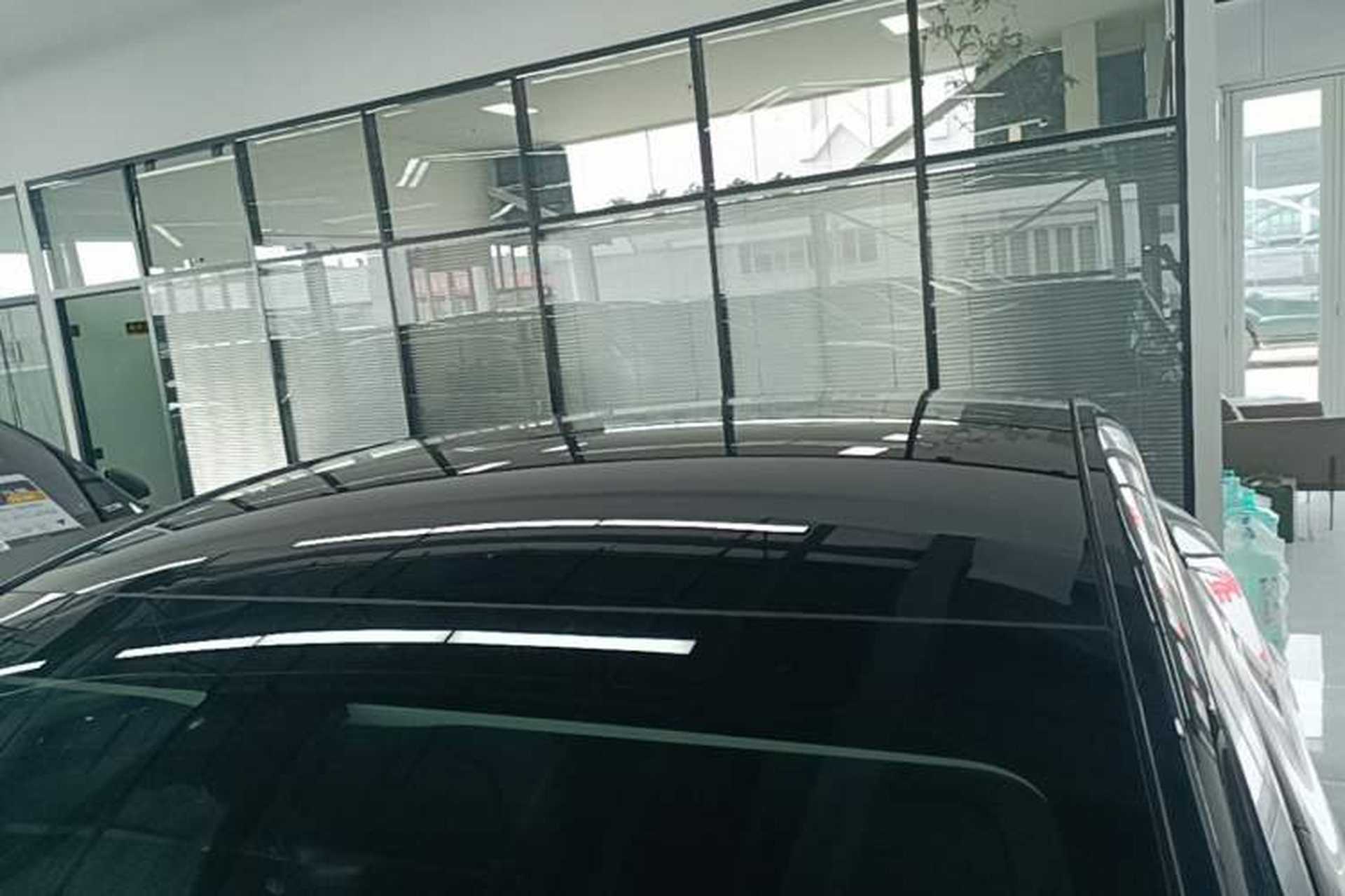 Used Tesla Model Y 2024 Rear-Wheel-Drive Version Roof