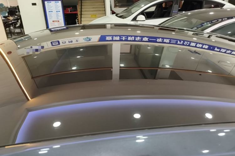 Used Tesla Model Y 2024 Rear-Wheel-Drive Version Roof