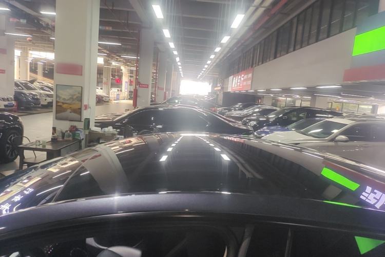 Used Tesla Model Y 2024 Rear-Wheel-Drive Version Roof