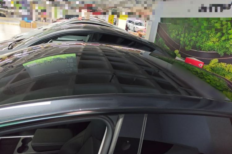 Used Tesla Model Y 2024 Rear-Wheel-Drive Version Roof