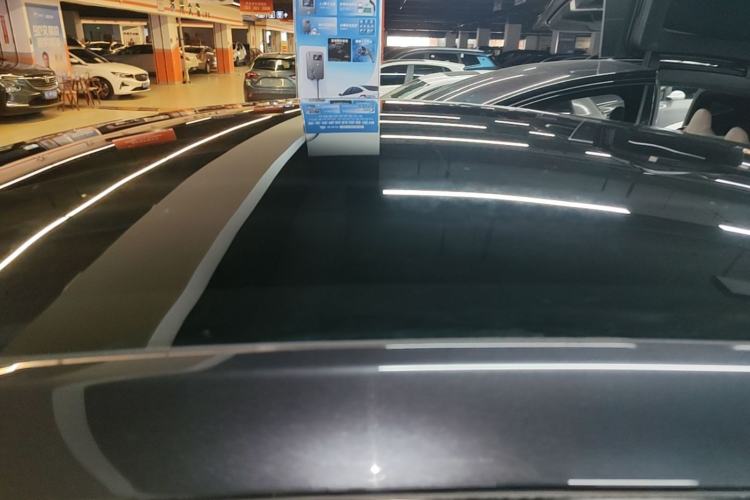 Used Tesla Model Y 2024 Rear-Wheel-Drive Version Roof