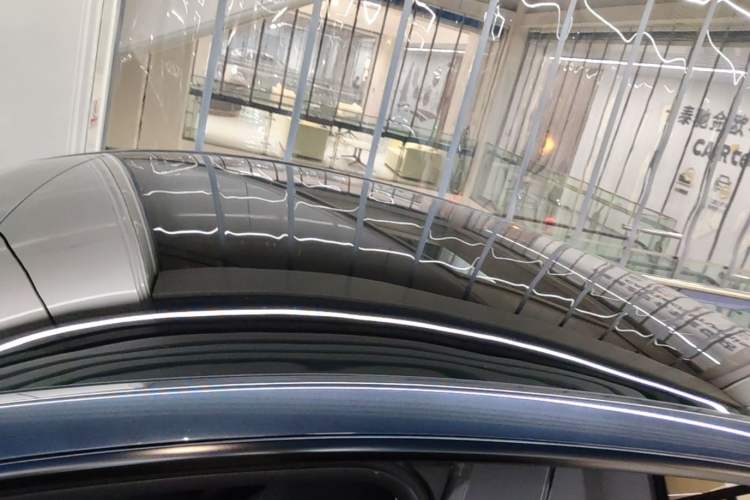 Used Tesla Model Y 2024 Rear-Wheel-Drive Version Roof