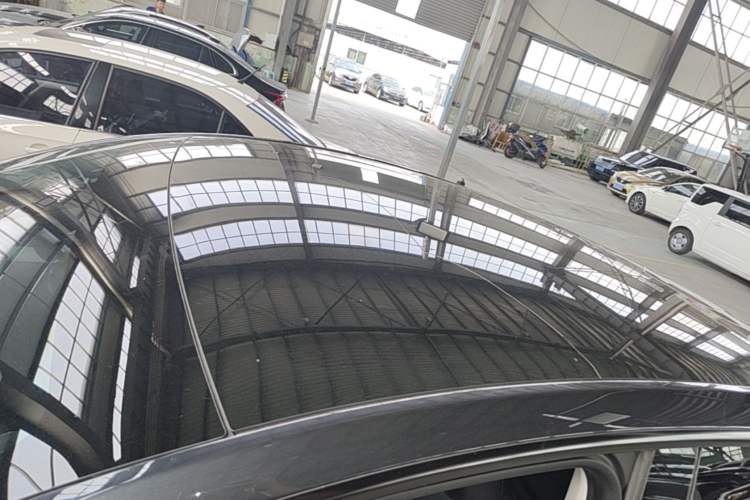 Used Tesla Model Y 2024 Rear-Wheel-Drive Version Roof