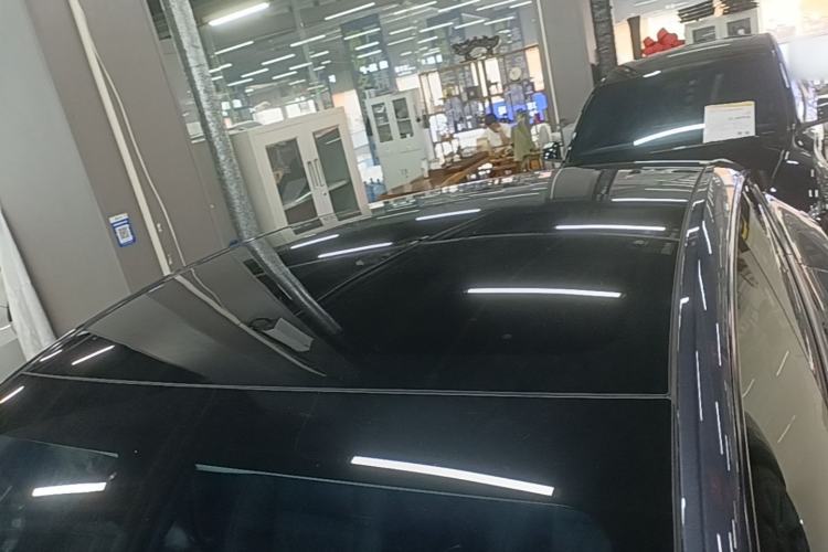 Used Tesla Model Y 2024 Rear-Wheel-Drive Version Roof