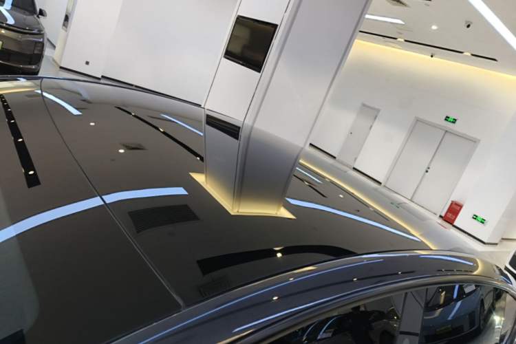 Used Tesla Model Y 2024 Rear-Wheel-Drive Version Roof
