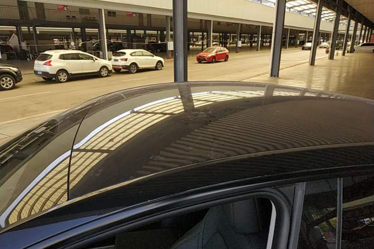 Used Tesla Model Y 2024 Rear-Wheel-Drive Version Roof