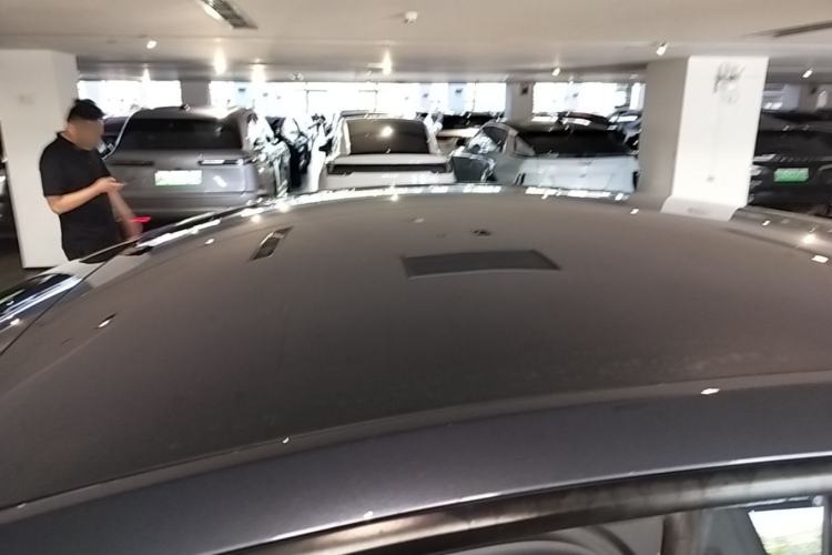 Used Tesla Model Y 2024 Rear-Wheel-Drive Version Roof