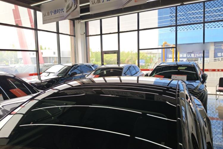 Used Tesla Model Y 2024 Rear-Wheel-Drive Version Roof
