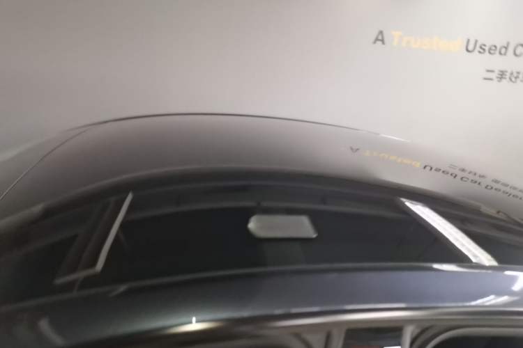 Used Tesla Model Y 2024 Rear-Wheel-Drive Version Roof