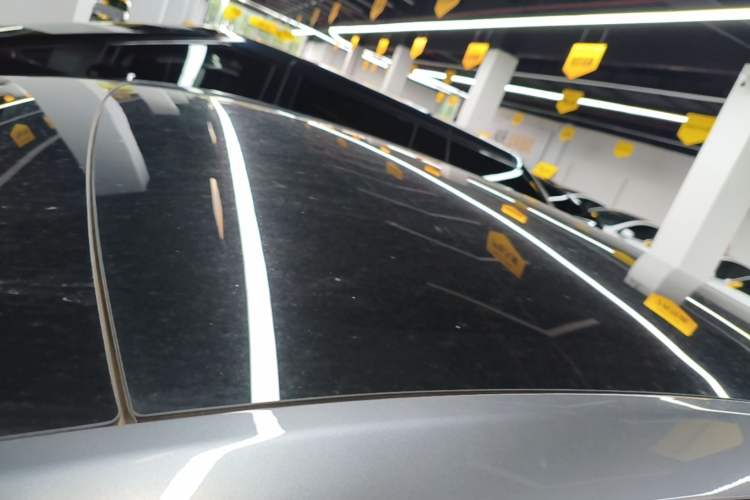 Used Tesla Model Y 2024 Rear-Wheel-Drive Version Roof