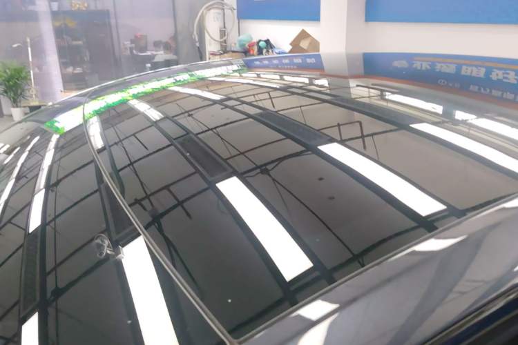 Used Tesla Model Y 2024 Rear-Wheel-Drive Version Roof