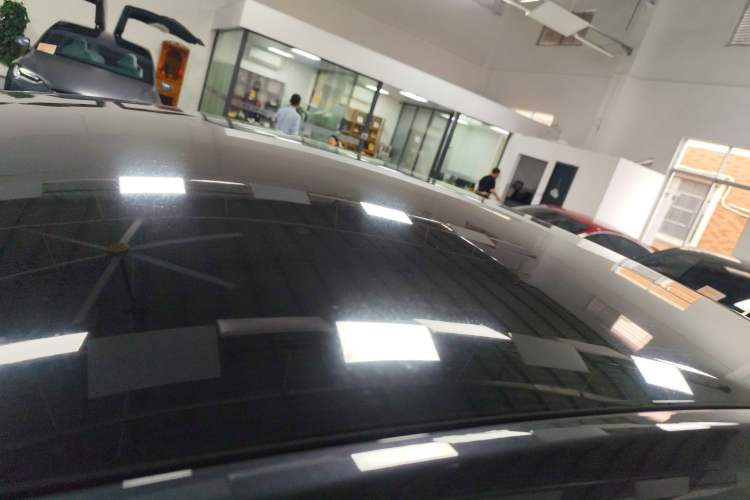 Used Tesla Model Y 2024 Long-Range All-Wheel-Drive Version Roof