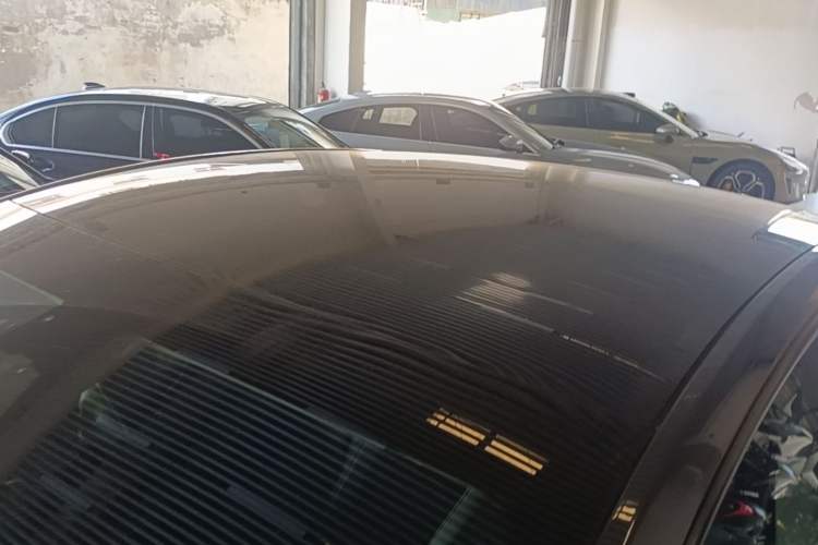 Used Tesla Model Y 2024 Rear-Wheel-Drive Version Roof