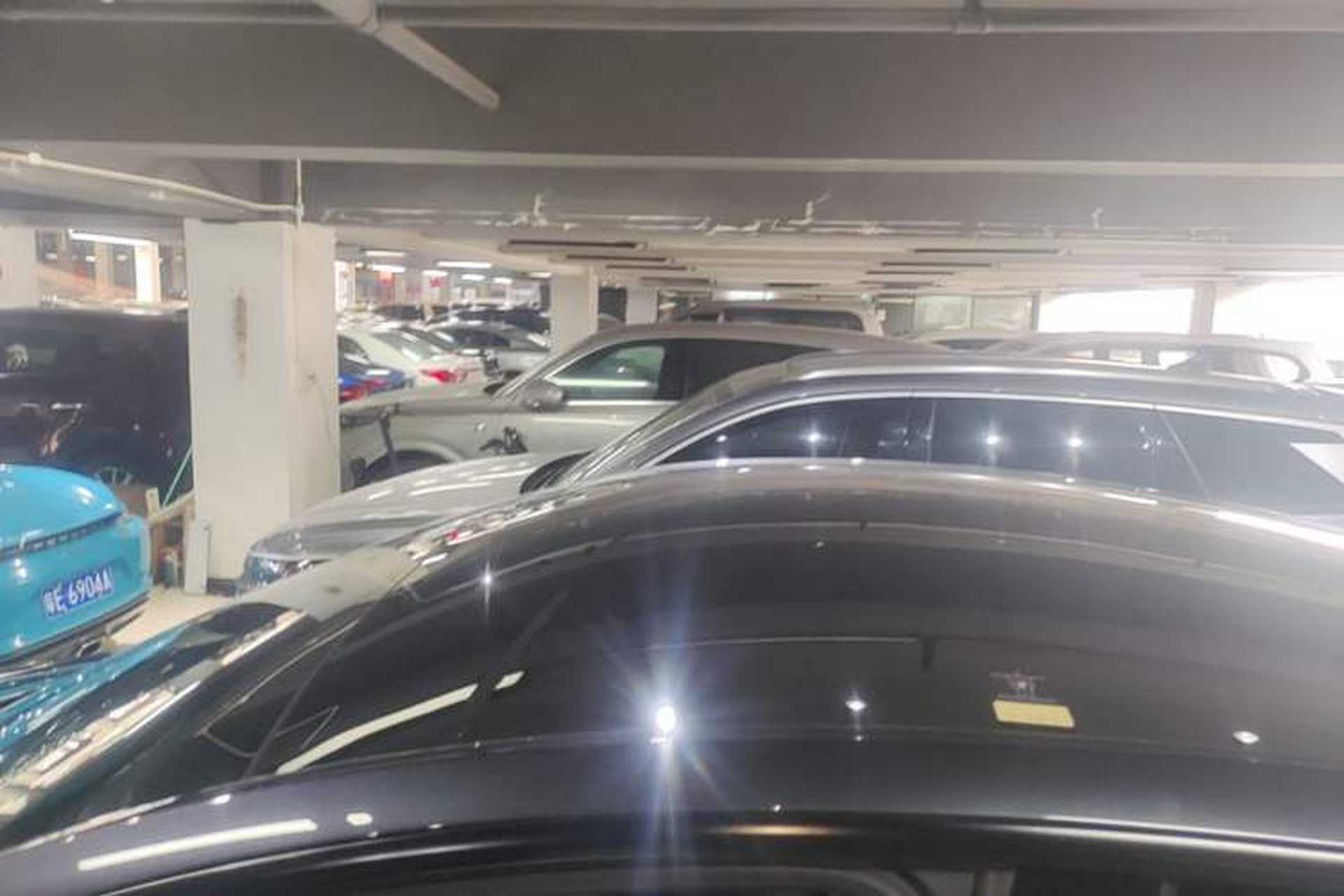 Used Tesla Model Y 2024 Rear-Wheel-Drive Version Roof
