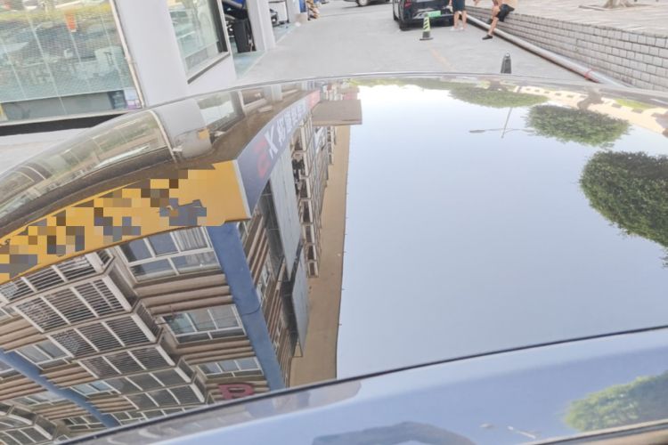 Used Tesla Model Y 2024 Rear-Wheel-Drive Version Roof