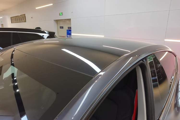 Used Tesla Model Y 2024 Rear-Wheel-Drive Version Roof