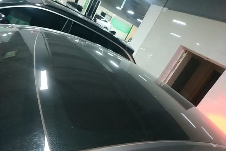 Used Tesla Model Y 2024 Rear-Wheel-Drive Version Roof