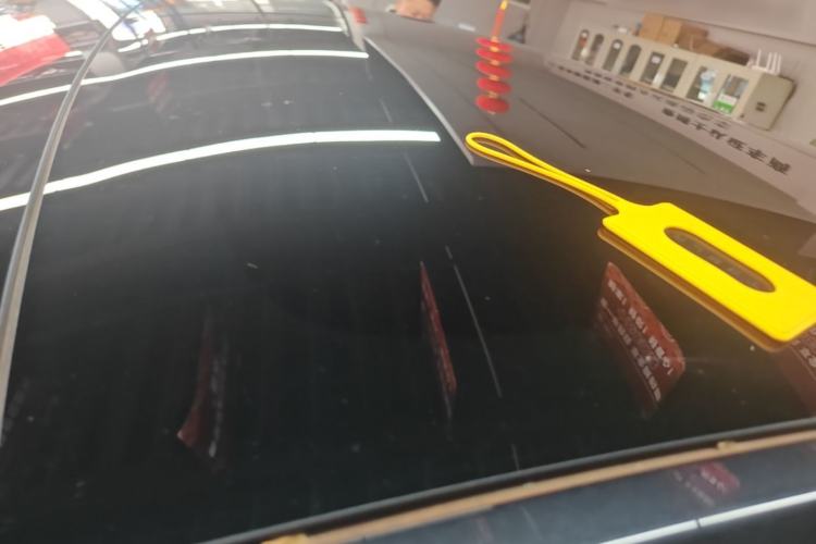 Used Tesla Model Y 2024 Rear-Wheel-Drive Version Roof