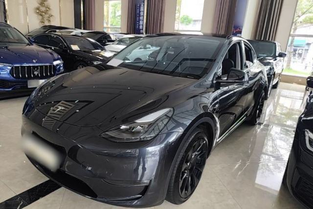 Used Tesla Model Y 2024 Long-Range All-Wheel-Drive Version
