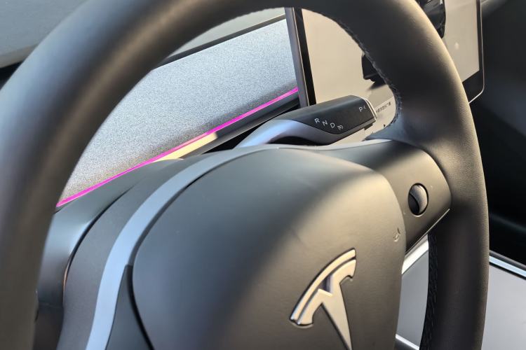 Used Tesla Model Y 2024 Rear-Wheel-Drive Version Steering Wheel