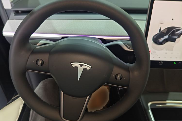 Used Tesla Model Y 2024 Rear-Wheel-Drive Version Steering Wheel
