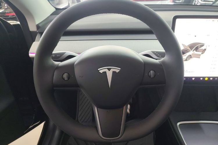 Used Tesla Model Y 2024 Rear-Wheel-Drive Version Steering Wheel