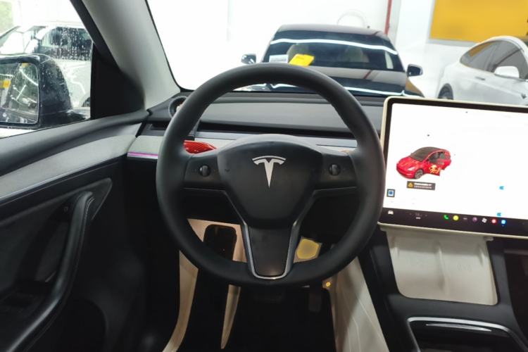 Used Tesla Model Y 2024 Rear-Wheel-Drive Version Steering Wheel