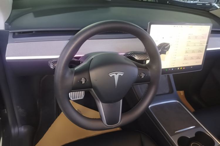 Used Tesla Model Y 2024 Rear-Wheel-Drive Version Steering Wheel