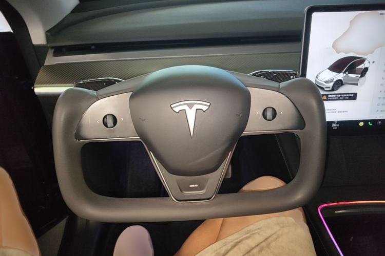 Used Tesla Model Y 2024 Rear-Wheel-Drive Version Steering Wheel