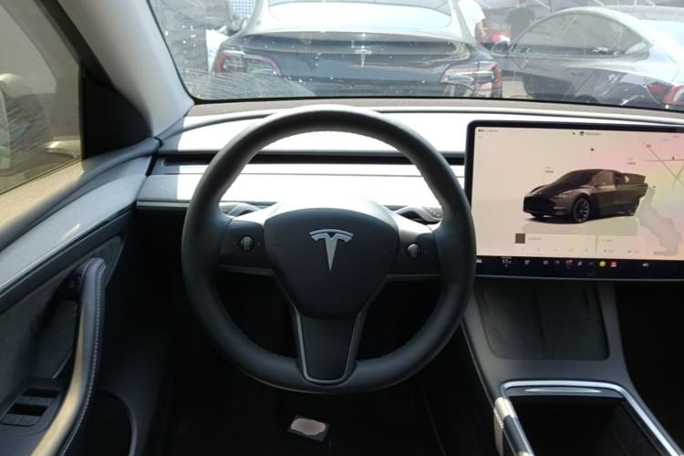 Used Tesla Model Y 2024 Rear-Wheel-Drive Version Steering Wheel