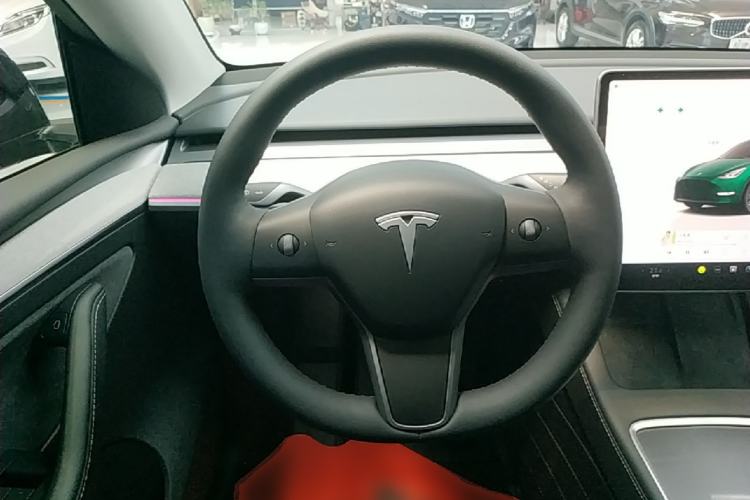 Used Tesla Model Y 2024 Rear-Wheel-Drive Version Steering Wheel