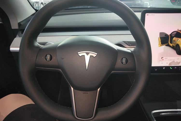 Used Tesla Model Y 2024 Rear-Wheel-Drive Version Steering Wheel