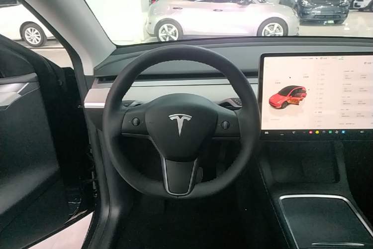 Used Tesla Model Y 2024 Rear-Wheel-Drive Version Steering Wheel