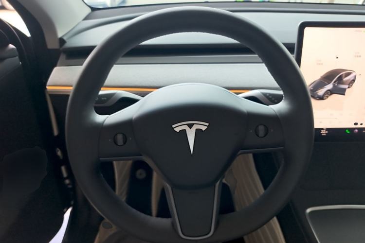 Used Tesla Model Y 2024 Rear-Wheel-Drive Version Steering Wheel