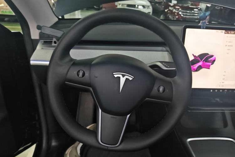 Used Tesla Model Y 2024 Rear-Wheel-Drive Version Steering Wheel