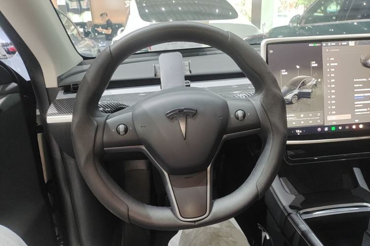 Used Tesla Model Y 2024 Rear-Wheel-Drive Version Steering Wheel