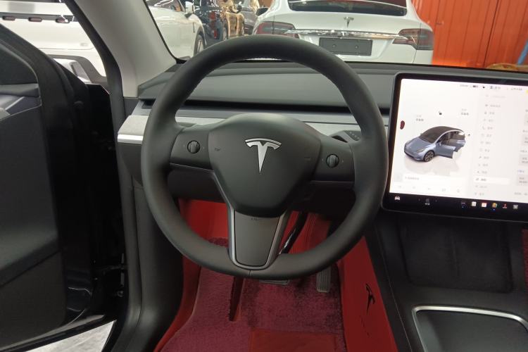 Used Tesla Model Y 2024 Rear-Wheel-Drive Version Steering Wheel