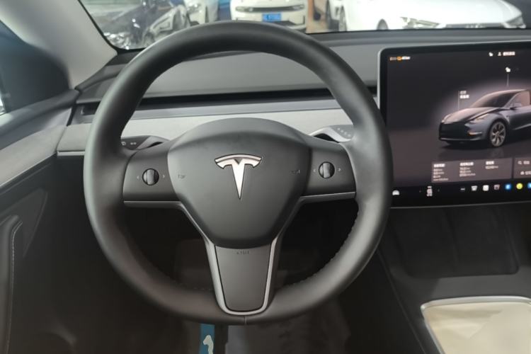 Used Tesla Model Y 2024 Rear-Wheel-Drive Version Steering Wheel