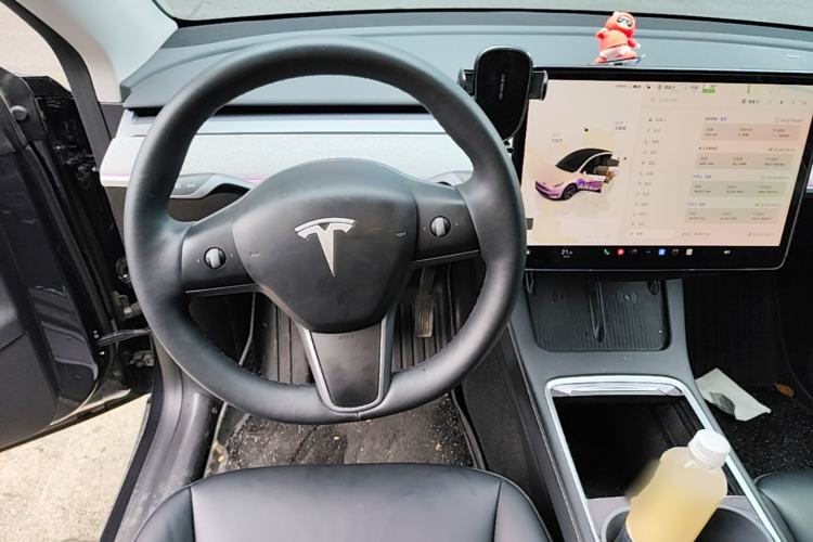 Used Tesla Model Y 2024 Rear-Wheel-Drive Version Steering Wheel