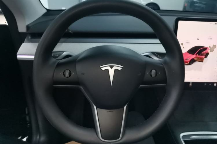 Used Tesla Model Y 2024 Rear-Wheel-Drive Version Steering Wheel