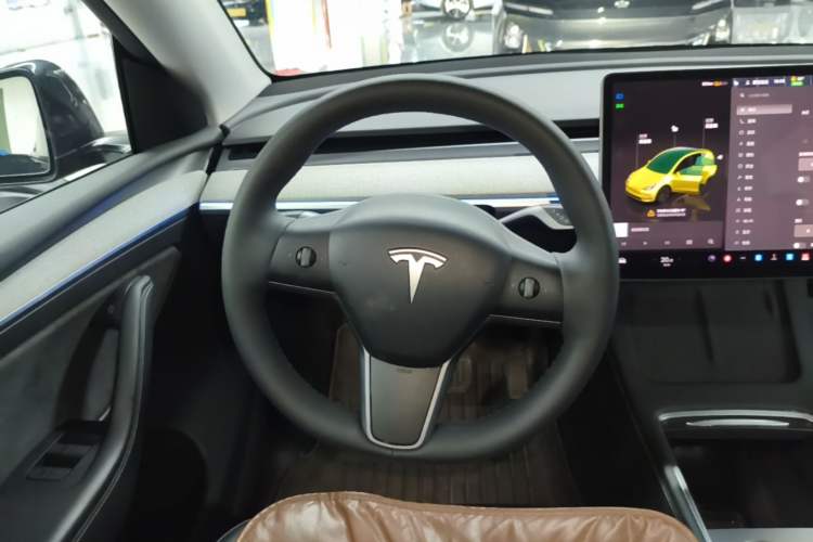 Used Tesla Model Y 2024 Rear-Wheel-Drive Version Steering Wheel