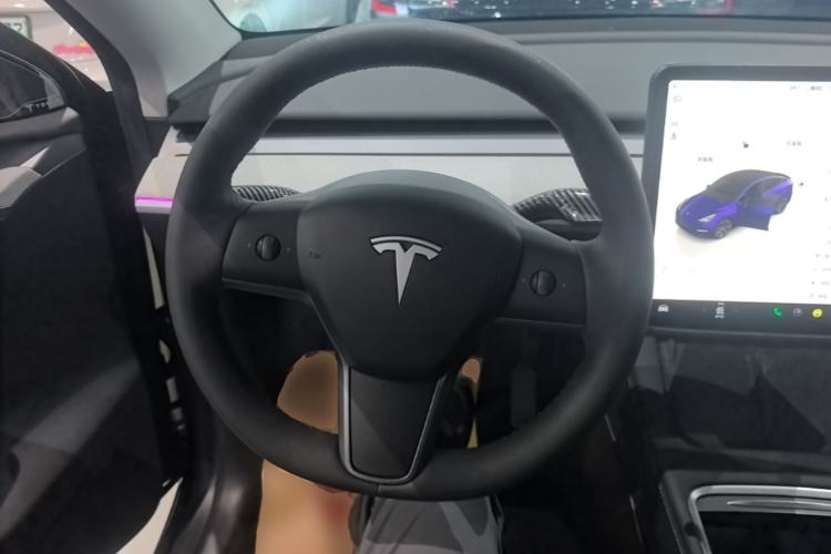 Used Tesla Model Y 2024 Rear-Wheel-Drive Version Steering Wheel