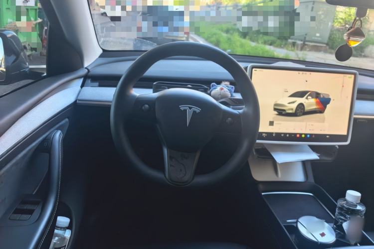 Used Tesla Model Y 2024 Rear-Wheel-Drive Version Steering Wheel