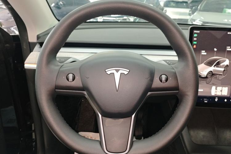 Used Tesla Model Y 2024 Rear-Wheel-Drive Version Steering Wheel