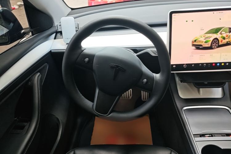 Used Tesla Model Y 2024 Rear-Wheel-Drive Version Steering Wheel