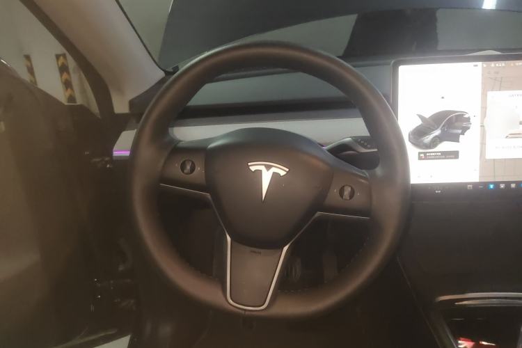 Used Tesla Model Y 2024 Rear-Wheel-Drive Version Steering Wheel
